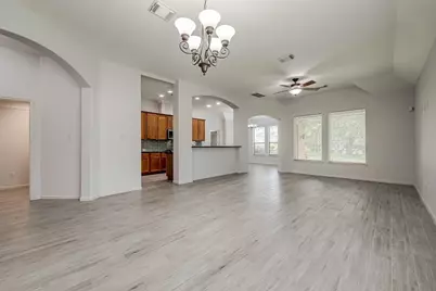 18302 N Elizabeth Shore Loop, Cypress, TX 77433 - Photo 8