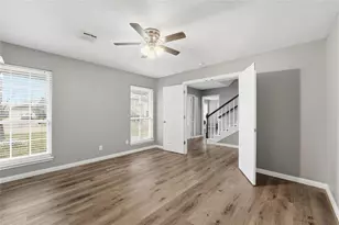 7815 12 Fairway Ln, Humble, TX 77346 - Photo 10