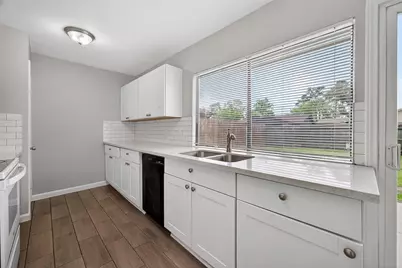 14034 Lourdes Drive, Houston, TX 77049 - Photo 16