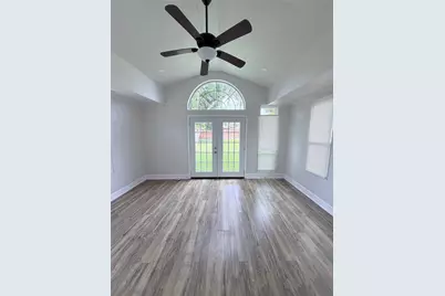 208 Preston Street, La Marque, TX 77568 - Photo 14