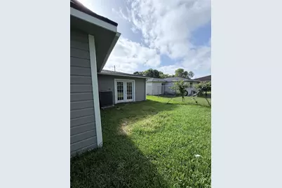 208 Preston Street, La Marque, TX 77568 - Photo 22