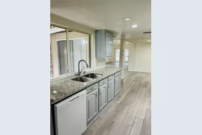 16902 Castle Fraser Drive, Houston, TX 77084 - Photo 12