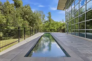 2424 White Oak Dr, Houston, TX 77009 - Photo 38