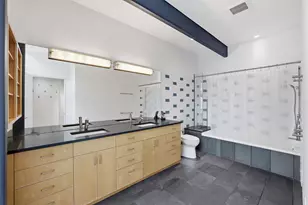 2424 White Oak Dr, Houston, TX 77009 - Photo 18