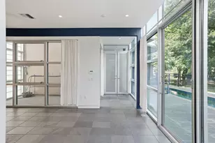2424 White Oak Dr, Houston, TX 77009 - Photo 16