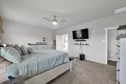 6302 Hendricks Harbor Court, Conroe, TX 77304 - Photo 12