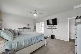 6302 Hendricks Harbor Ct, Conroe, TX 77304 - Photo 12