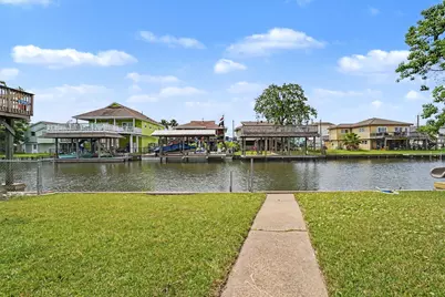 370 Ling Street, Bayou Vista, TX 77563 - Photo 32