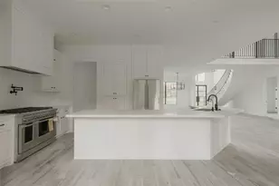 8530 Hall's Retreat Ct, Missouri City, TX 77459 - Photo 6