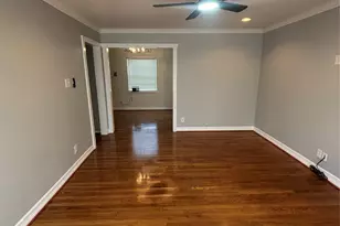 10510 Sierra Dr, Houston, TX 77051 - Photo 2