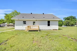 601 S S 7th Ave, Teague, TX 75860 - Photo 28