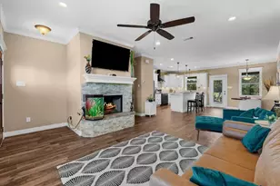 4810 14th St, Dickinson, TX 77539 - Photo 6