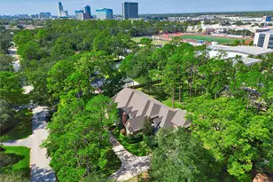 11530 N Lou Al Dr, Houston, TX 77024 - Photo 4