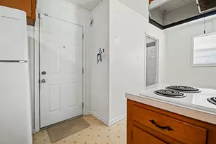 1703 Burnett Ave, Baytown, TX 77520 - Photo 16