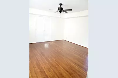 7953 Ridgeview Drive, Houston, TX 77055 - Photo 10