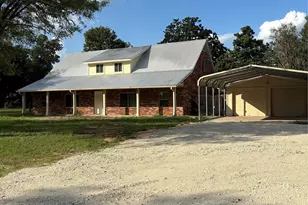 8049 Forest Hills Dr, Montgomery, TX 77316 - Photo 6