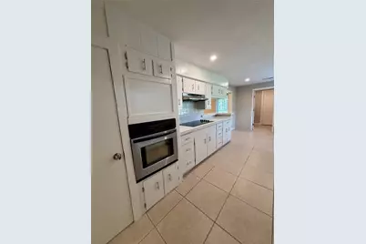 8049 Forest Hills Drive, Montgomery, TX 77316 - Photo 14