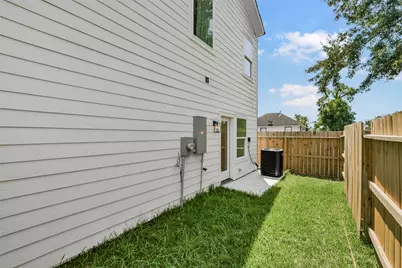 9525 Beckley Street, Houston, TX 77088 - Photo 26