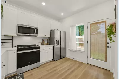 9525 Beckley Street, Houston, TX 77088 - Photo 10