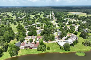 9 Lakeview Manor, Huntsville, TX 77340 - Photo 2