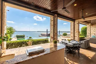 64 Benthaven W, Montgomery, TX 77356 - Photo 2