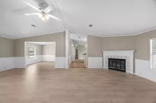 14279 Shadow Bay Dr, Willis, TX 77318 - Photo 4