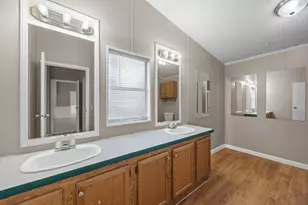 14279 Shadow Bay Dr, Willis, TX 77318 - Photo 24