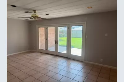 5339 Carew Street, Houston, TX 77096 - Photo 14