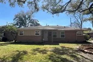 5339 Carew St, Houston, TX 77096 - Photo 1