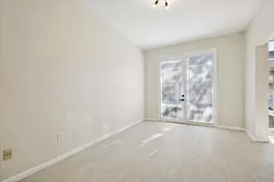 2100 Tanglewilde St, Houston, TX 77063 - Photo 14