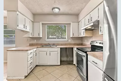 4426 Burkegate Drive, Spring, TX 77373 - Photo 18