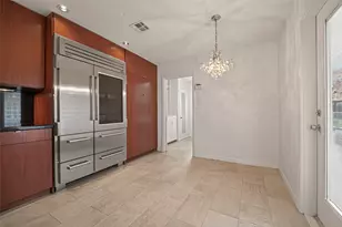 5232 Piping Rock Ln Ln, Houston, TX 77056 - Photo 12