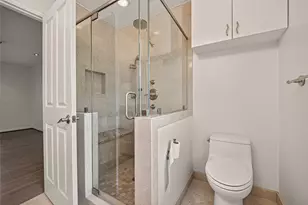 5232 Piping Rock Ln Ln, Houston, TX 77056 - Photo 20