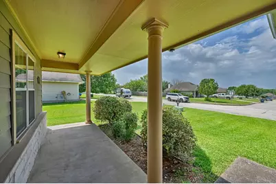 306 Laney Street, Brenham, TX 77833 - Photo 2