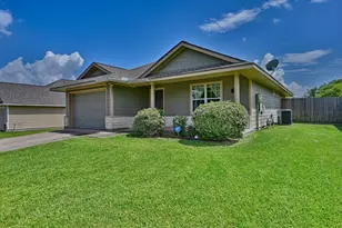 306 Laney St, Brenham, TX 77833 - Photo 1