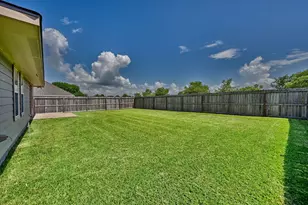 306 Laney St, Brenham, TX 77833 - Photo 18