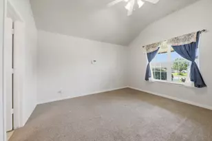 306 Laney St, Brenham, TX 77833 - Photo 14