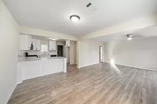 6829 Japonica St, Houston, TX 77087 - Photo 20