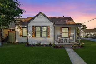 6829 Japonica St, Houston, TX 77087 - Photo 2