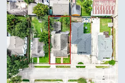 1307 Walton Street, Houston, TX 77009 - Photo 32