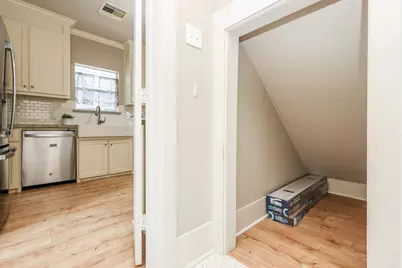1307 Walton Street, Houston, TX 77009 - Photo 12