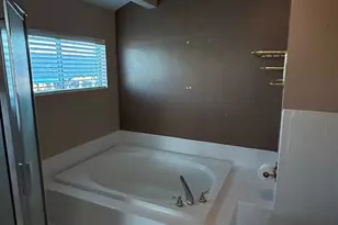 307 Anchor Dr, Freeport, TX 77541 - Photo 10