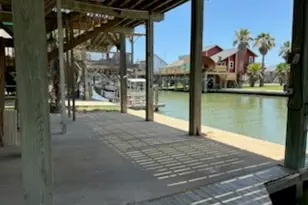 307 Anchor Dr, Freeport, TX 77541 - Photo 2