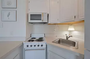 6102 Seawall Blvd, Galveston, TX 77551 - Photo 18