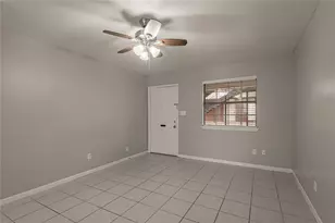 600 Palm St, Huntsville, TX 77340 - Photo 6