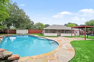 1927 Barronett Bend, Sugar Land, TX 77478 - Photo 2