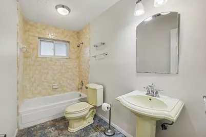1927 Barronett Bend, Sugar Land, TX 77478 - Photo 24