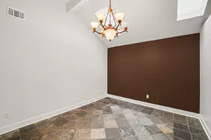 1927 Barronett Bend, Sugar Land, TX 77478 - Photo 6