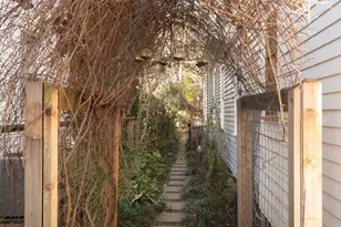 1646 Harvard St, Houston, TX 77008 - Photo 36