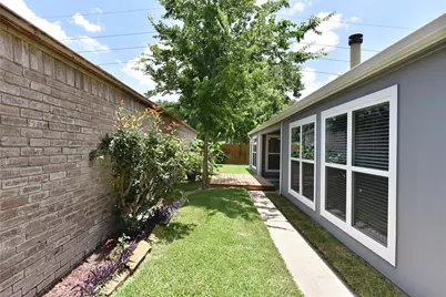 16007 Ridgegreen Drive, Houston, TX 77082 - Photo 34